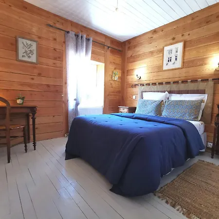 Evasion En Nature : Chambre Calme Avec Repas Bio Chez Catherine - Fr-1-582-456 Bed & Breakfast Sembadel